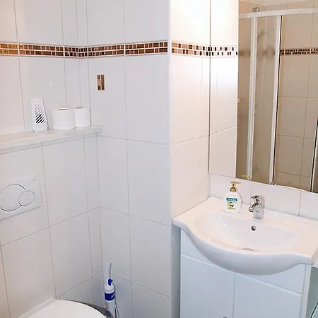 Kvarner Bed and Breakfast 2*