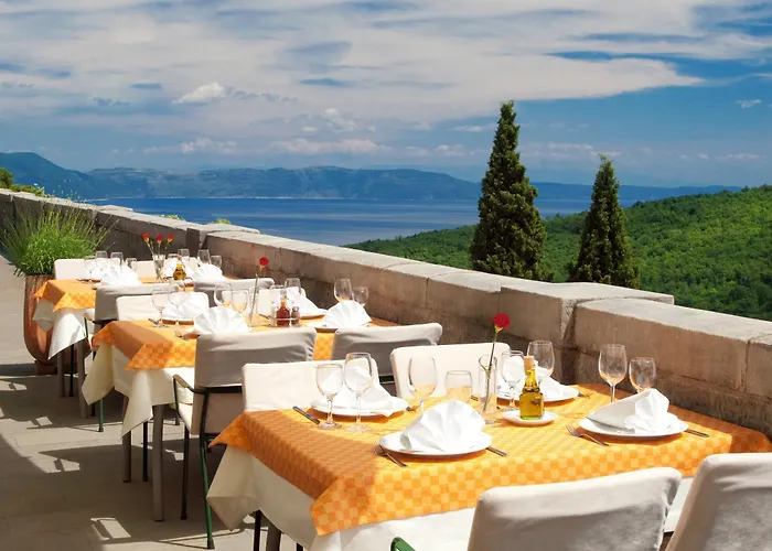 krevet i doručak Kvarner 2*